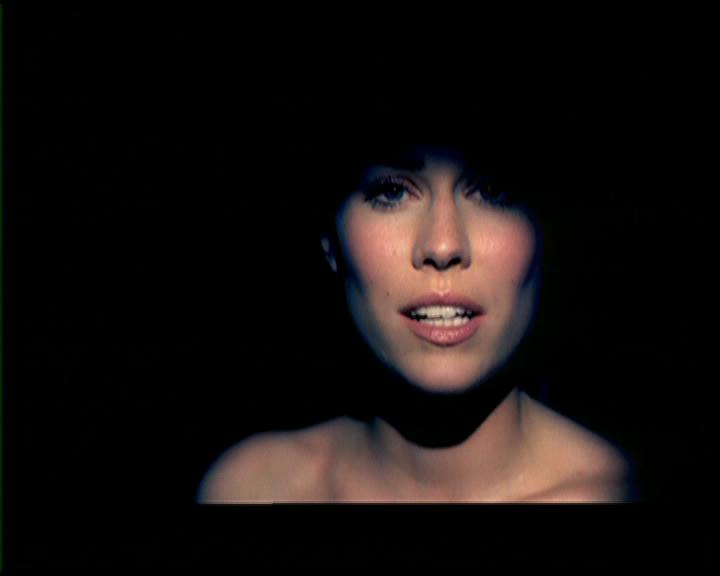 Worldclips.Ru - Скачать Бесплатно Клип I Bruise Easily - Natasha.